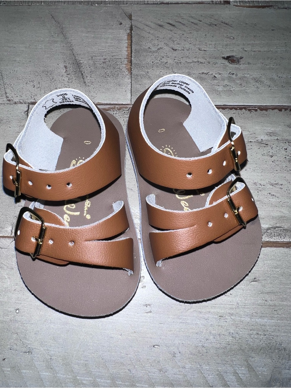 Sun San Sea Wees Sandals NWOT Size 0